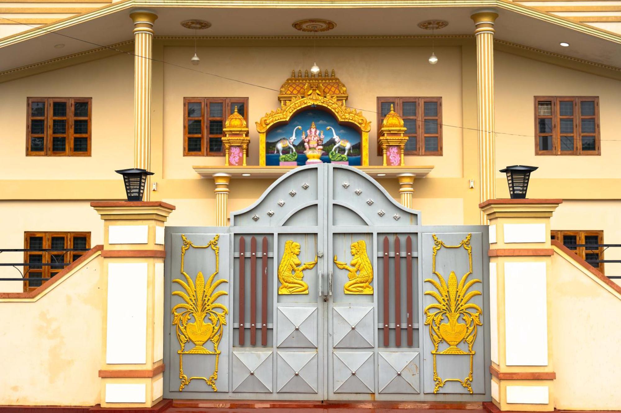 Pgs Hall Jaffna Exterior photo